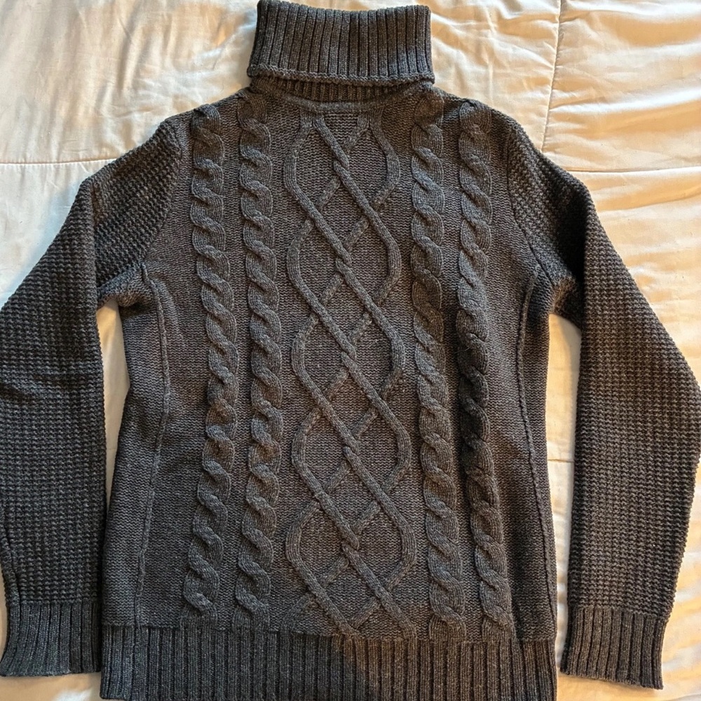 Banana Republic Charcoal Cable Knit Sweater